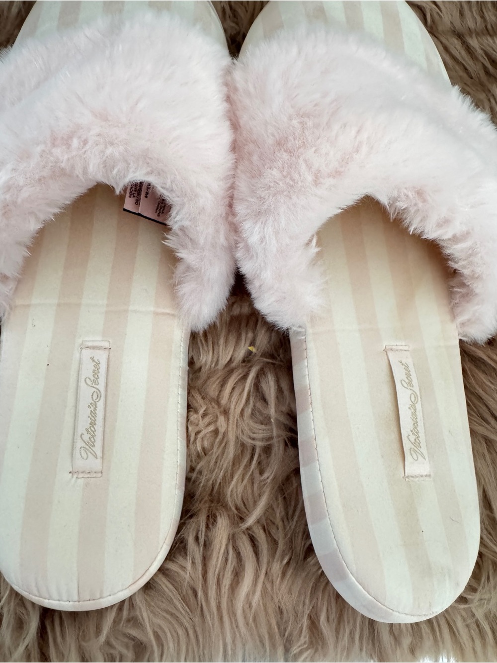 Victoria's Secret Light Pink Striped Plush Slide Slippers, Faux Fur Sz M 7/8 - Picture 5 of 8
